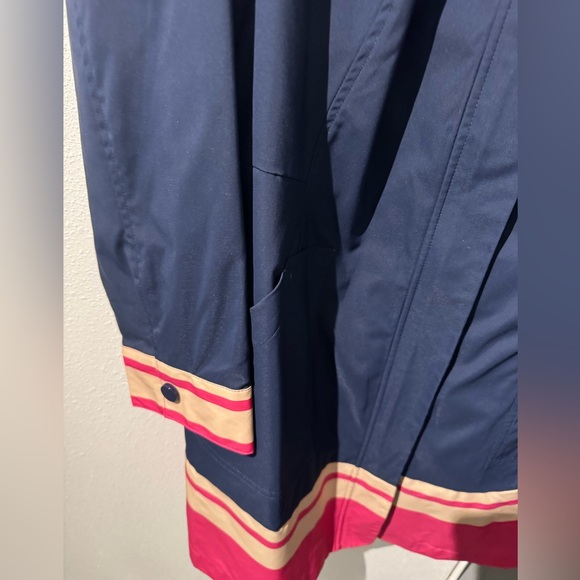 Chico’s Rain Jacket - Picture 5 of 8